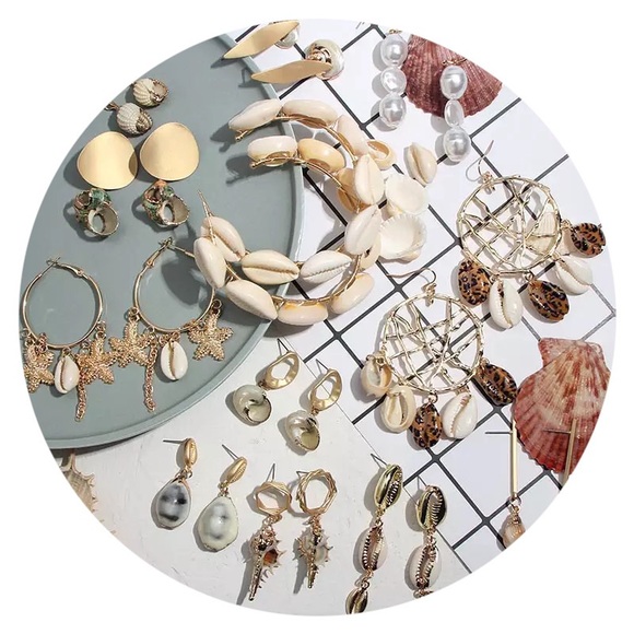 β’ NEW! β’ Ariel Drop Shell Earrings β’ - Picture 2 of 3